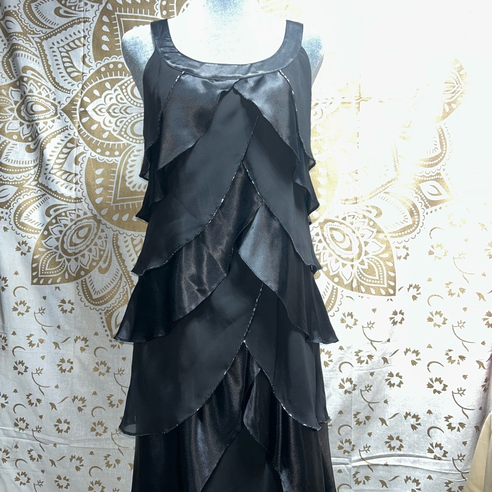 Black Layered Sleeveless cocktail Dress